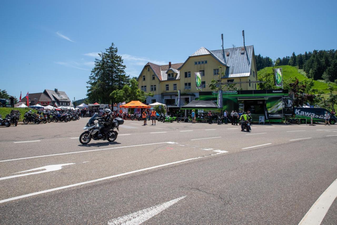 Zur Grossen Tanne Locanda Bühl